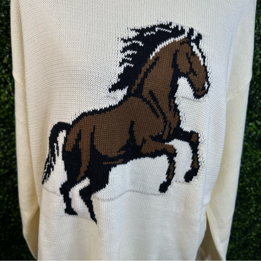 Nwt ivory knit horse graphic long sleeve - Picture 7 of 13